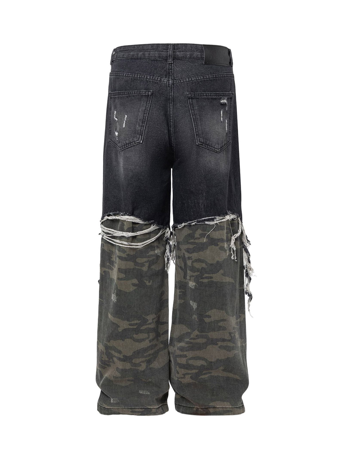 Gerade Jeans mit verwaschenen Camouflage-Nähten und Used-Look