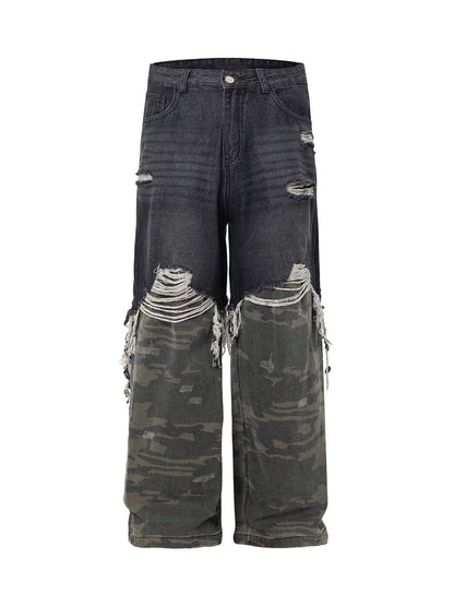 Gerade Jeans mit verwaschenen Camouflage-Nähten und Used-Look