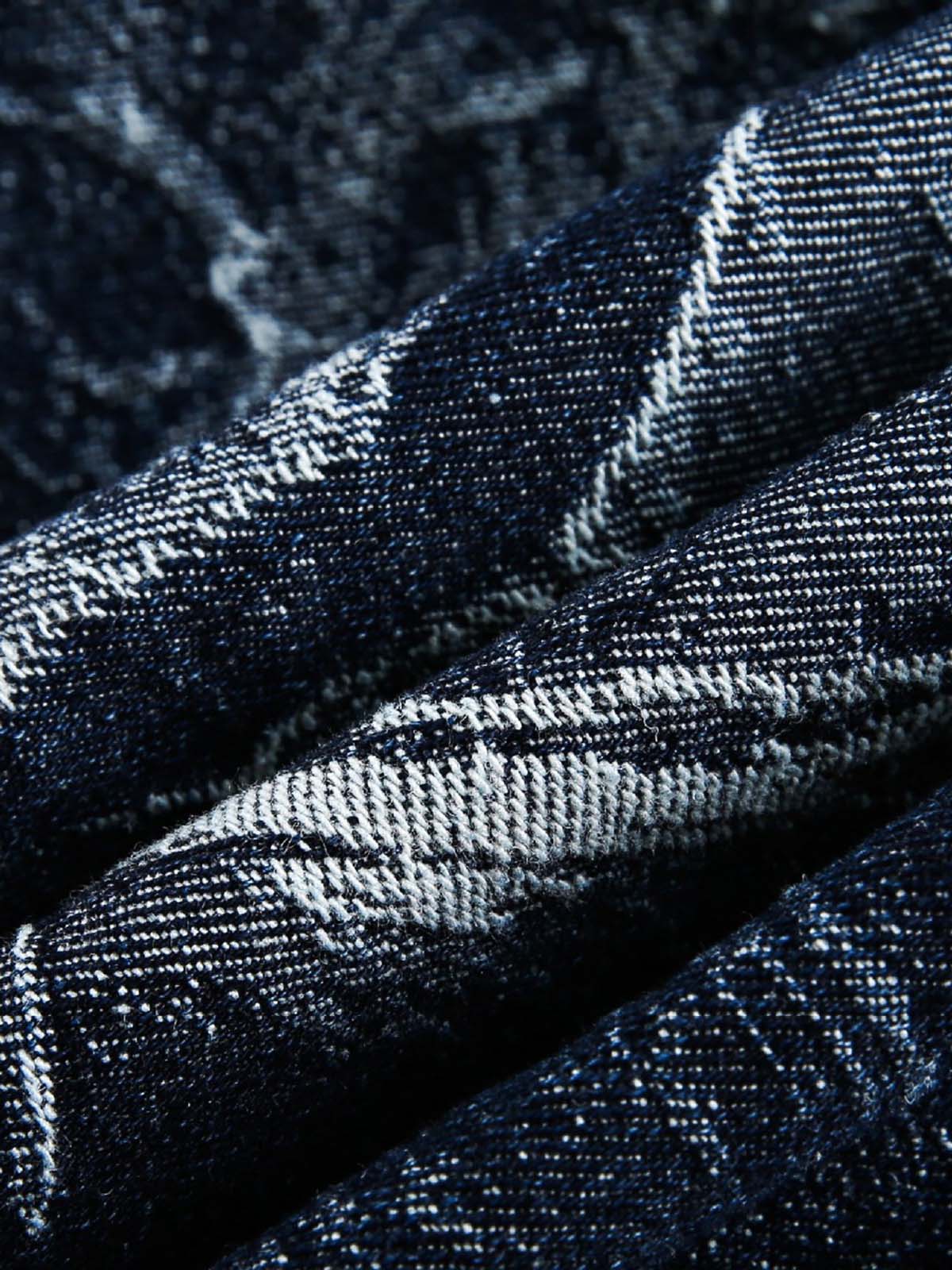 Jeansjacke mit gekreuztem Jacquard-Reißverschluss