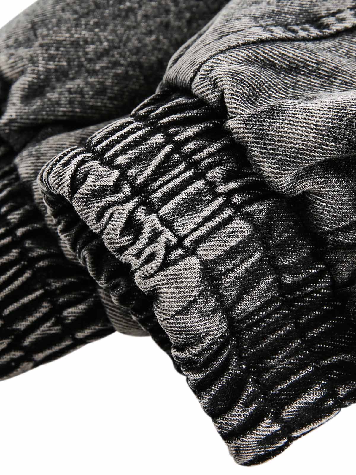 Dekonstruierte Jeansjacke mit Stehkragen