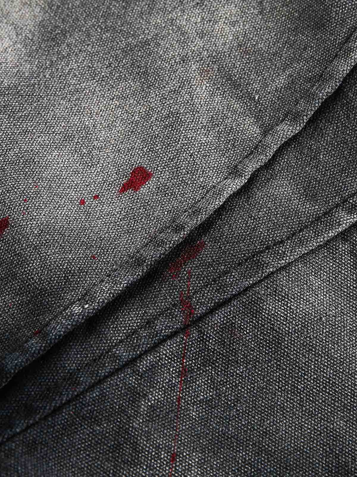 Zerrissene Jeansjacke mit Farbverlauf in verwaschener Tinte