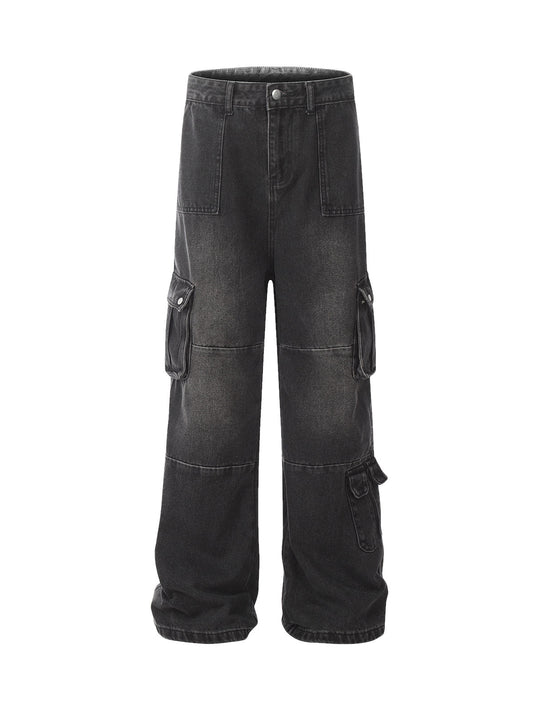 Cargojeans mit mehreren Taschen und verwaschenem Used-Look