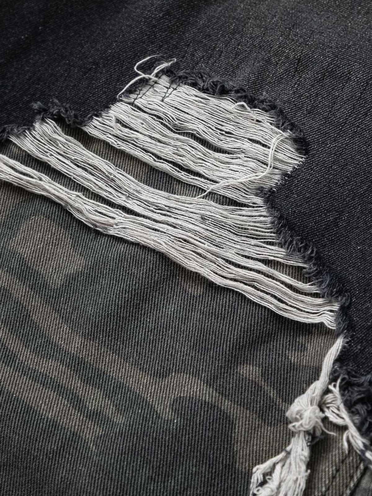 Gerade Jeans mit verwaschenen Camouflage-Nähten und Used-Look