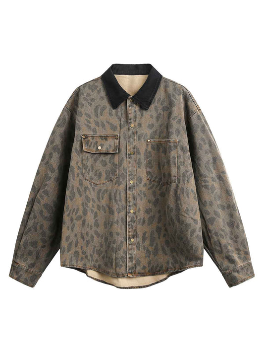 Vintage Distressed Jeanshemd mit Geparden-Print