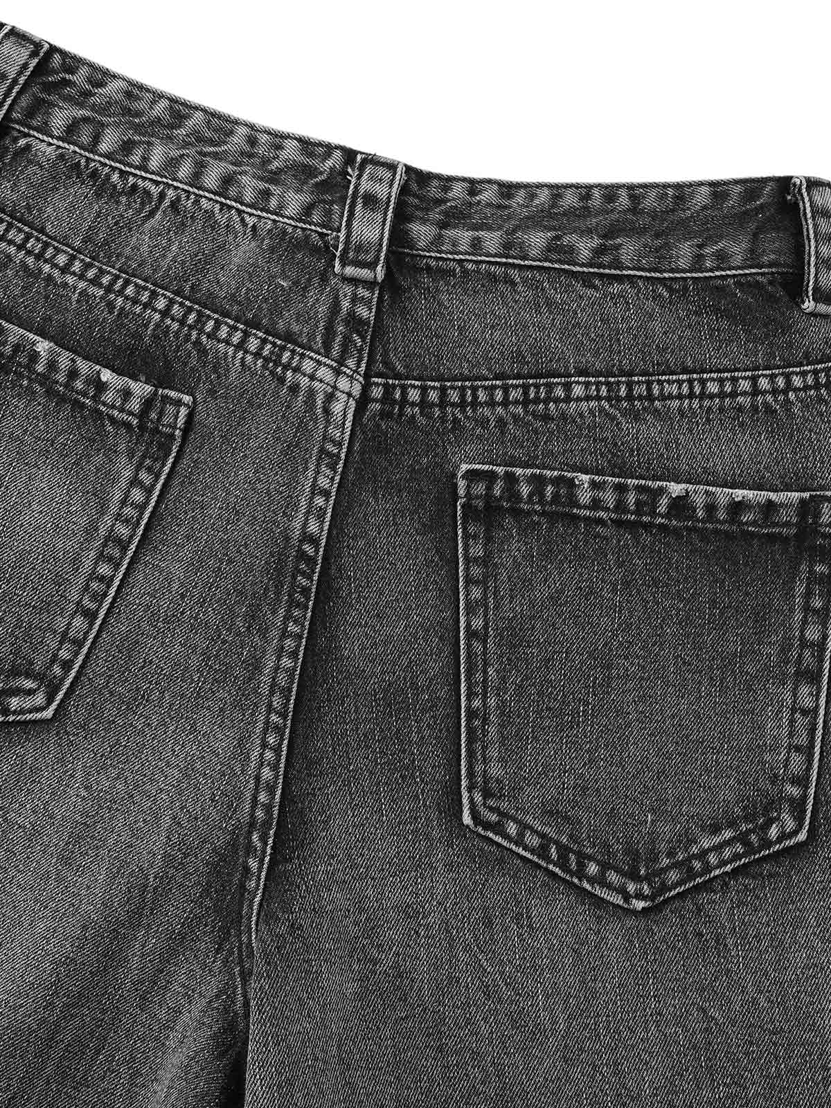 Kurze Jeanshose aus gewaschenem Patchwork-Denim im Used-Look
