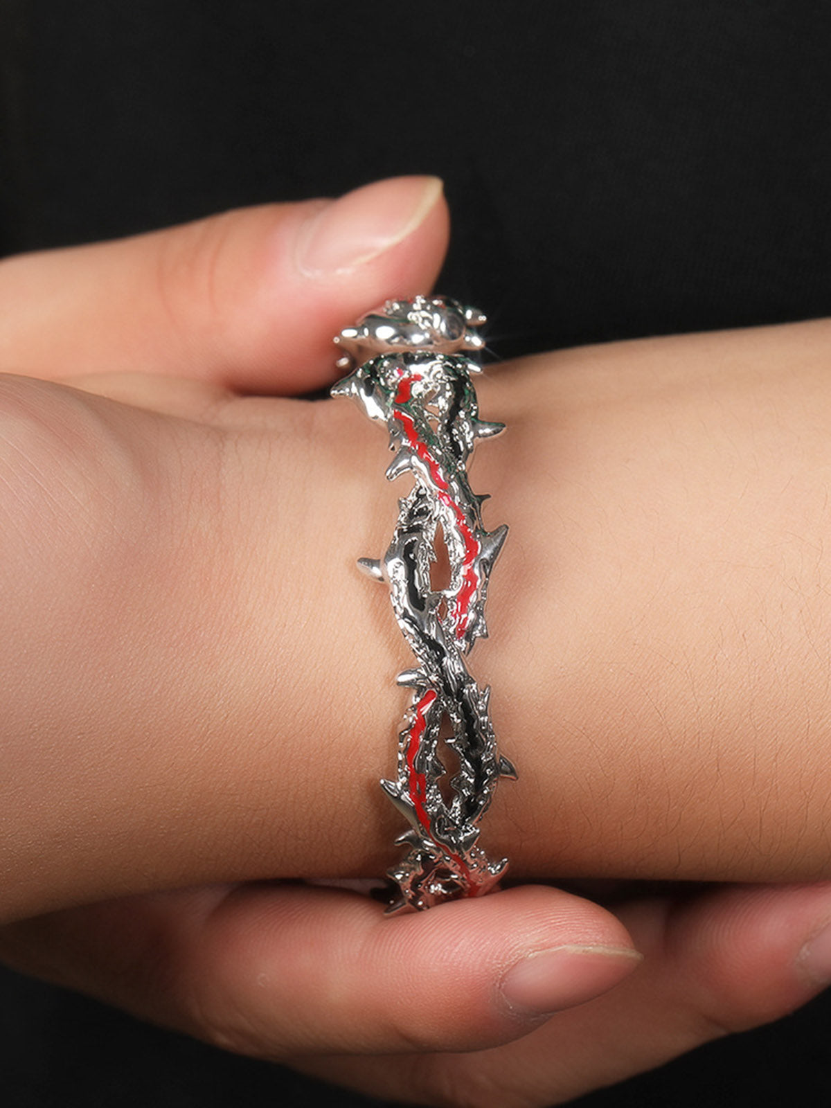 Dark Thorn Messingarmband