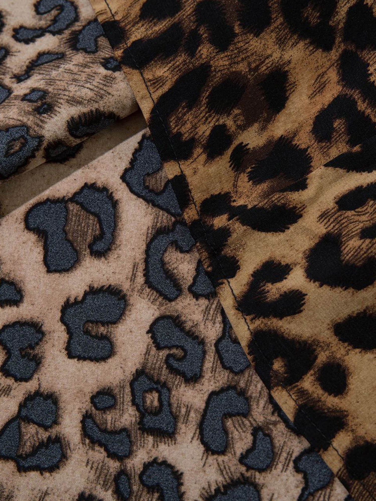 Vintage-Hemd mit Knopfleiste und Wild-Leoparden-Print – 2017 