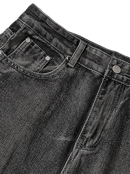 Schlagjeans im Wasteland-Stil mit verwaschener Used-Optik und Falten 